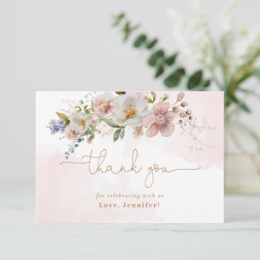 Blush roze wilde bloemen verjaardag dank u kaart (Staand voorkant)