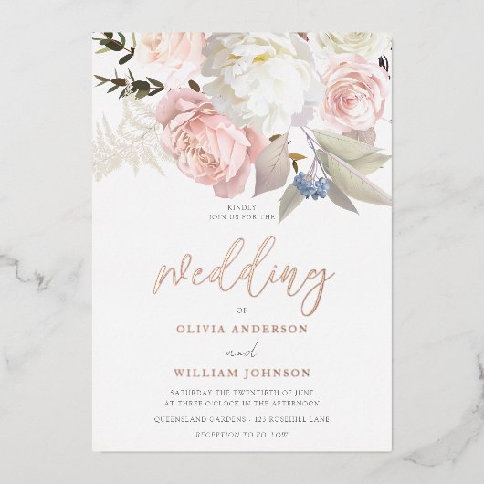 Blush Roze & Witte Bloemen Roos Gouden Bruiloft Folie Uitnodiging (Voorkant)