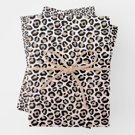 Blush roze zwarte crème-leopardafdruk inpakpapier vel (In situ)
