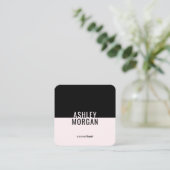 Blush roze zwarte legant minimale moderne grafisch vierkante visitekaartje (Staand voorkant)