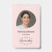 Blush Roze Zwarte Script Foto QR Wimpers Staf Badge (Voorzijde)