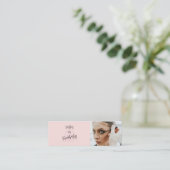 Blush Roze Zwarte Script Foto Wimper Studio Mini Visitekaartje (Staand voorkant)