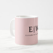 Blush Stof Roze Meisjesachtig Script Monogram Naam Koffiemok (Voorkant links)