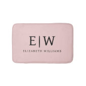 Blush Stof Roze Moderne Script Meisjesachtige Mono Badmat (Voorkant)