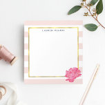 Blush Stripe & Pink Peony Persoonlijk Notitieblok<br><div class="desc">Het grafische gepersonaliseerde notitieblok is voorzien van een trendy zwarte roze en witte strepe achtergrond,  een faux gouden folie grens en een levendige roze waterverf pony bloem. Pas aan met een monogram,  een naam of een tekst van uw keuze.</div>