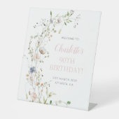 Blush Wildflowers 90e verjaardag Welkom Reclamebord Met Voetstuk (Voorkant)
