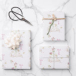 Blushing Bride in Bloom Bride To Be Inpakpapier Vel<br><div class="desc">Een mooie roze en crème trouwjurk verpakt in bloesems en harten brengt elegantie en romance aan uitnodigingen,  borden en gunsten voor een onvergetelijk vrijgezellenfeest.</div>