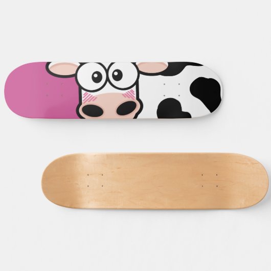 Blushing Cow op roze skateboard (Horizontaal)