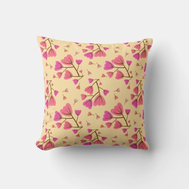 Blushing Petals Floral Throw Pillow Kussen (Voorkant)