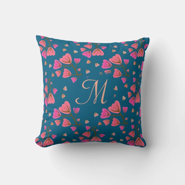 Blushing Petals Floral Throw Pillow Kussen (Voorkant)