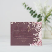 Blushing Pink Maroon Floral Wedding RSVP Briefkaart (Staand voorkant)