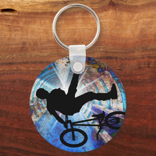 BMX in een Grunge Tunnel Sleutelhanger (Voorkant)