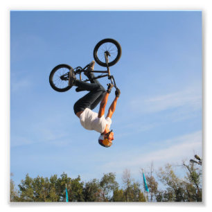 BMX ondersteboven omdraaien Foto Afdruk