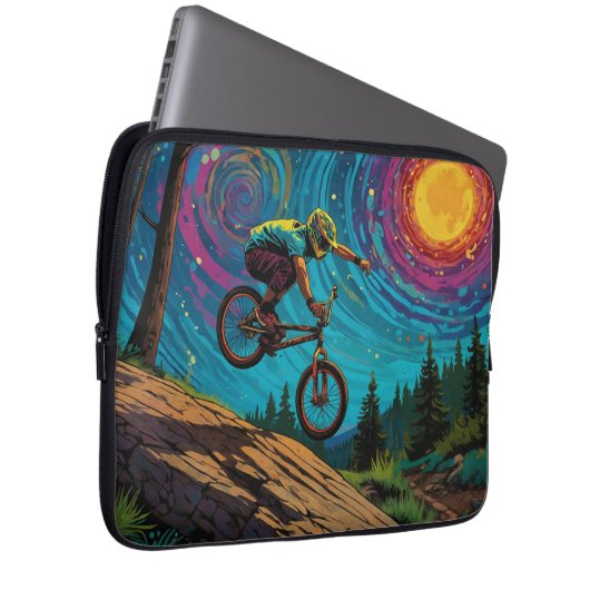 BMX'er op berghelling Laptop Sleeve (Voorkant Rechts)