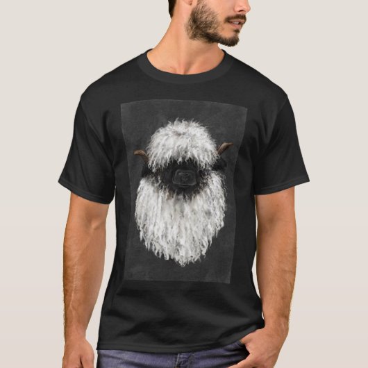 Bo Sheep. Valais Blacknose Sheep.  Sticker Essenti T-shirt (Voorkant)
