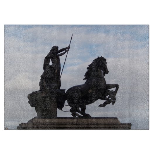 Boadicea Statue Chopping Board Snijplank (Voorkant)