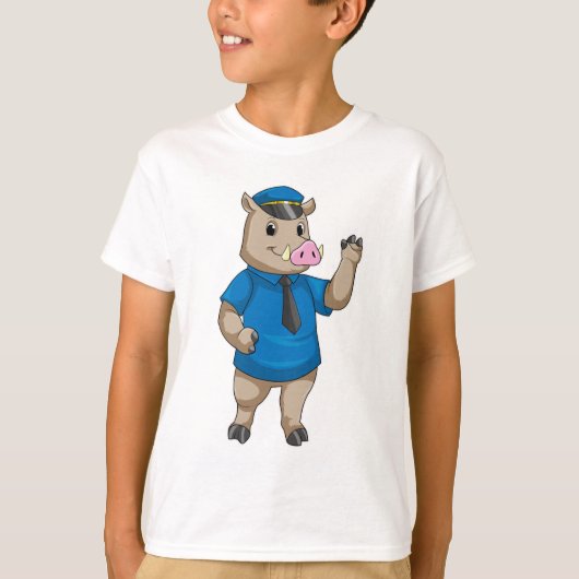 Boar als politieagent met pet van politie t-shirt (Voorkant)