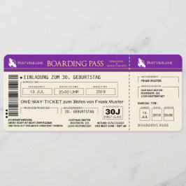 BOARDING PASS Flugticket Einladungskarte (lila) Kaart