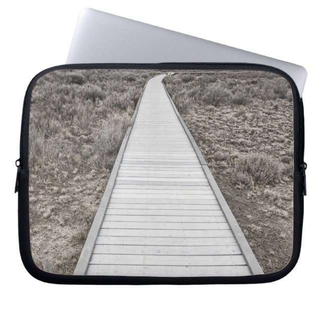Boardwalk door de woestijn laptop sleeve (Voorkant)