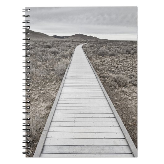 Boardwalk door de woestijn notitieboek (Voorkant)