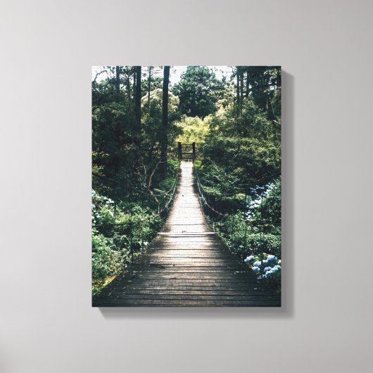 Boardwalk through door het bos canvas afdruk (Voorkant)