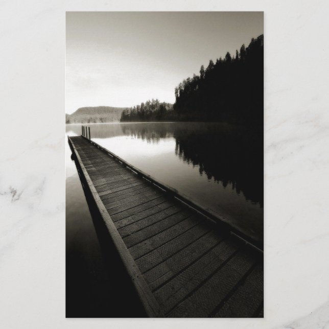 Boat Dock bij Lake (Voorkant)