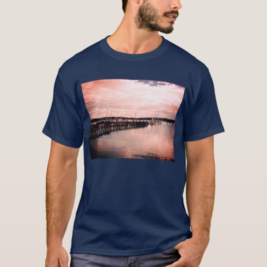 Boat Dock T-shirt (Voorkant)