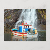 Boat en waterval briefkaart (Voorkant)