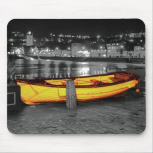 BOAT IN ST. IVES MUISMAT