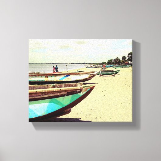 Boat op tropisch strand canvas afdruk (Voorkant)