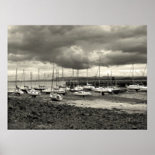 Boat, zwarte zand, Schotland Poster