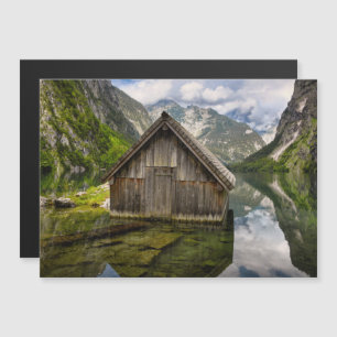 Boathouse in het Obersee-meer in Alpen in Duitslan Magnetische Uitnodiging