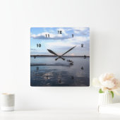 Boating in the Kingston lake, Ontario. Vierkante Klok (Huis)