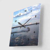 Boating in the Kingston lake, Ontario. Vierkante Klok (Hoek)