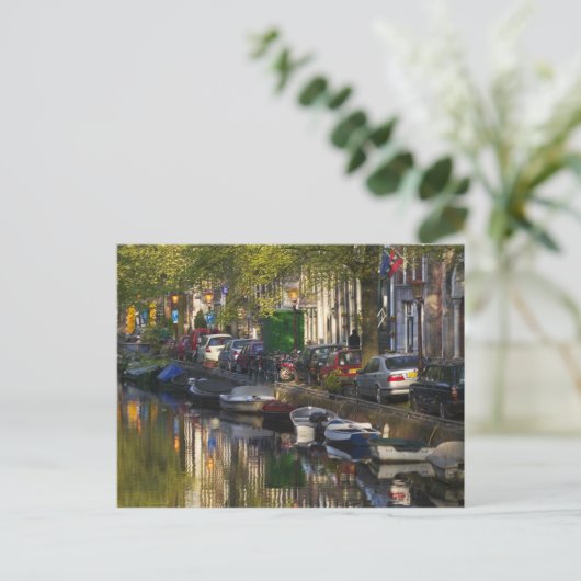 Boats and buildings along the canal belt, briefkaart (Staand voorkant)