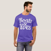 Boats and Hoes Funny Boating Party Gift T-shirt (Voorkant volledig)