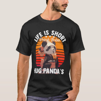 Boba-thee en Kawaii-panda's gewoonweg aanbiddelijk T-shirt