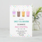 Boba-thee milkthee verjaardagsuitnodiging kaart (Staand voorkant)