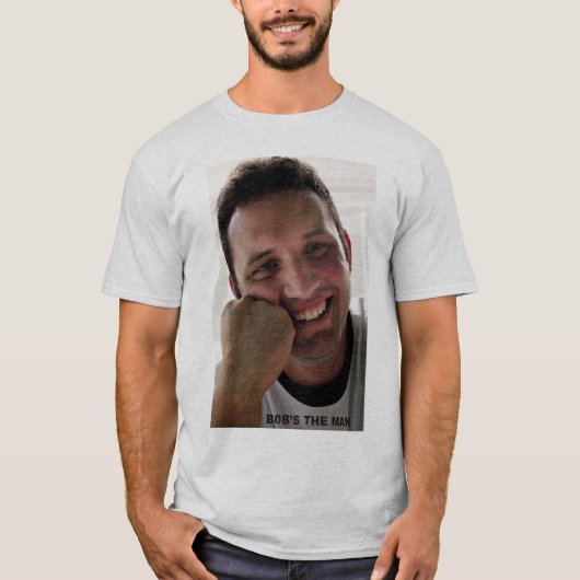 bobbyglimlachen t-shirt (Voorkant)
