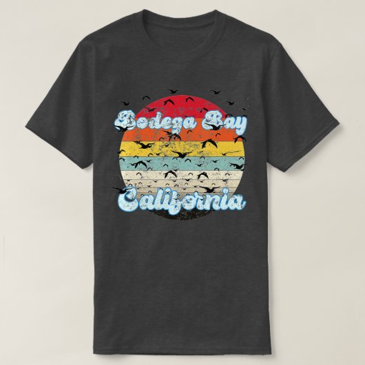 Bodega Bay in Californië - Vogels zijn niet echt T-shirt (Design voorkant)