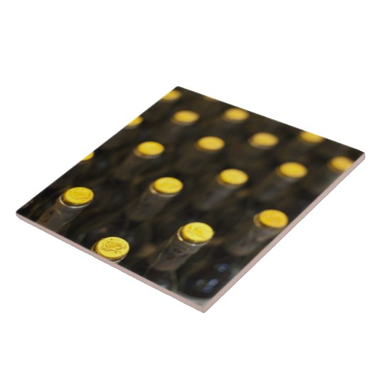 Bodega Marques de Riscal winery, wijnflessen Tegeltje (Zijkant)