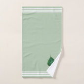 Bodhi-blad & drie strepen op lauriergroen bad handdoek (Handdoek)