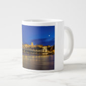 Boedapest, Hongarije Grote Koffiekop (Voorkant rechts)