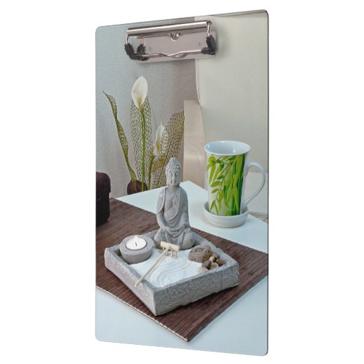 Boeddha-standbeeld in Zen Rock Garden Clipboard Klembord (Links)