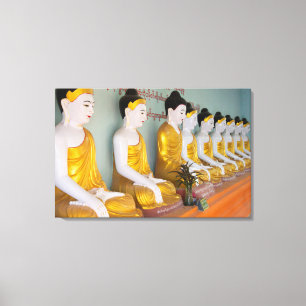 Boeddhistische beelden in Umin Thounzeh Canvas Afdruk