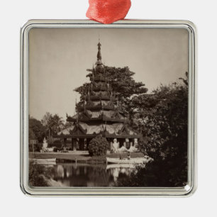 Boeddhistische rustplaats, Moulmein, Birma, c.1875 Metalen Ornament