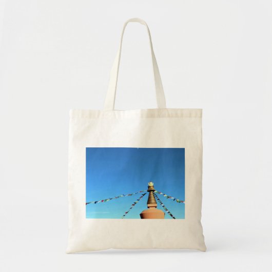 Boeddhistische Stupa met gebedvlaggen Tote Bag (Voorkant)