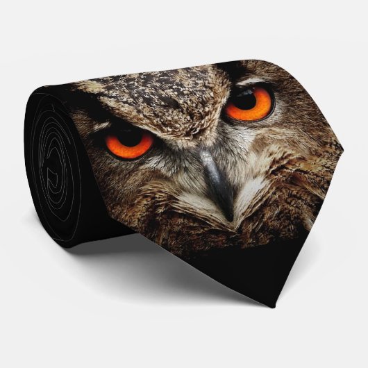 boeiende uil stropdas (Opgerold)