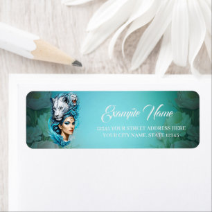 Boeiende vrouw met het hoofd van een majestueuze l etiket