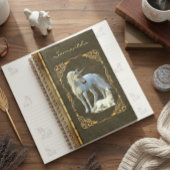Boek als leder-metaal-unicorn-fantaseval planner